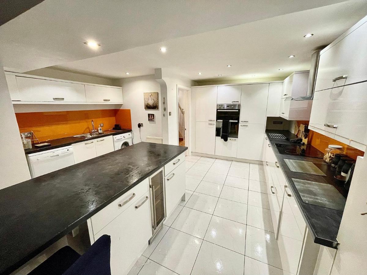 Penderi House Usk With Cymru Holidays Εξωτερικό φωτογραφία